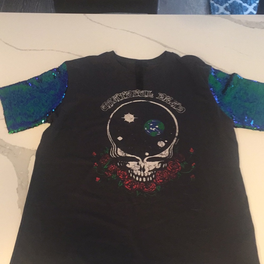 Top shop and finally T-shirt